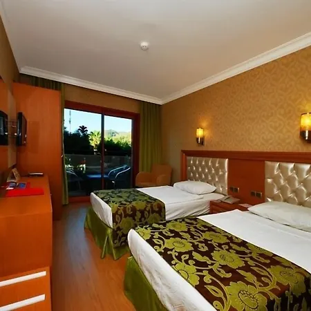 Otel Pasabey 4*